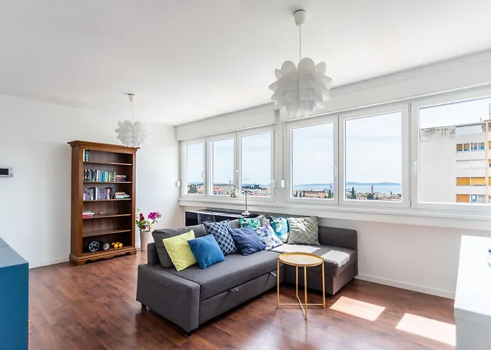 Comfortable With Great And Sea View Апартаменты *