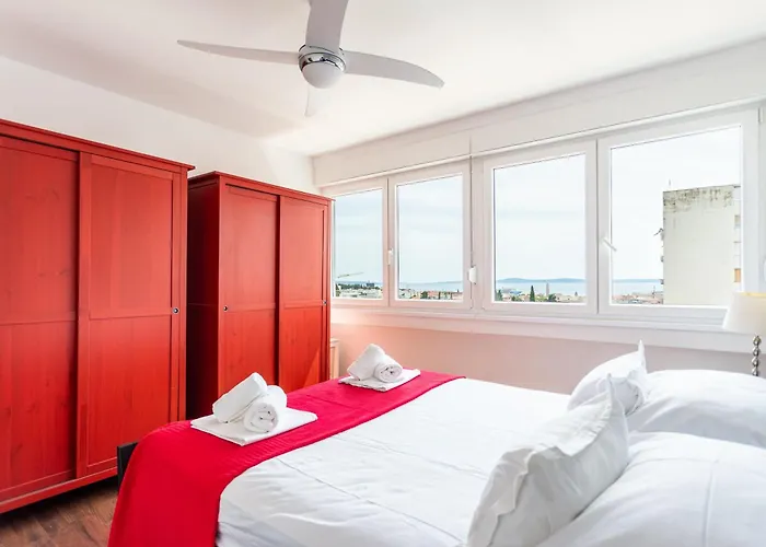 Comfortable With Great And Sea View Апартаменты