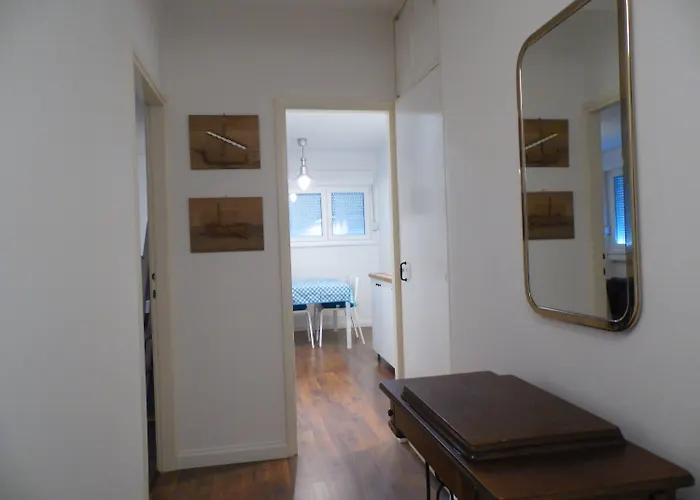 Comfortable With Great And Sea View Апартаменты Сплит