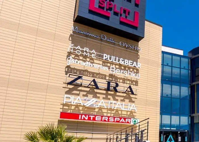 Comfortable With Great And Sea View Split