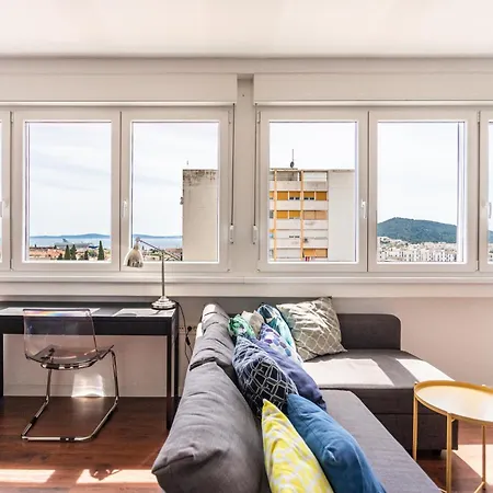 Comfortable With Great And Sea View Lägenhet *