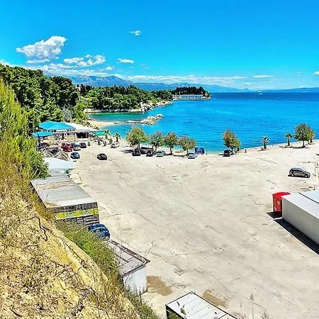 Comfortable With Great And Sea View Appartement